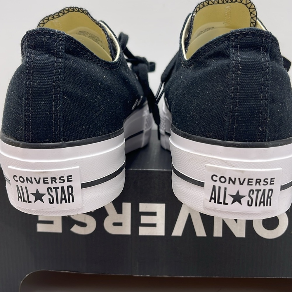 Converse WMNS CTAS LIFT OX
BLACK/WHITE/WHITE 560250C Platforms Sneakers - Picture 14 of 16